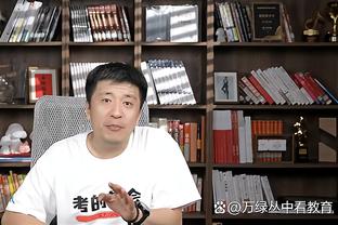 是对手也是恩师！辽宁众将赛后排队和郭士强指导拥抱